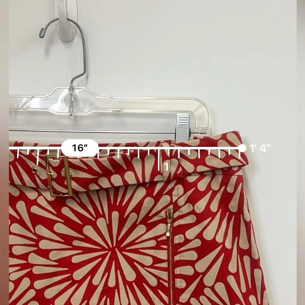 Talbots starburst pattern red and off white belted skirt, zipper pockets size 12 - Picture 11 of 12